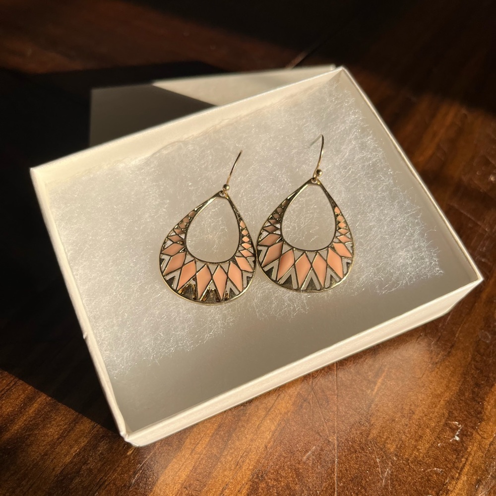 Coral Pink & Gold Dangle Earrings